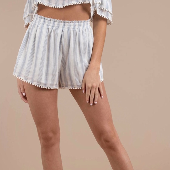 Tobi striped shorts - Picture 2 of 5
